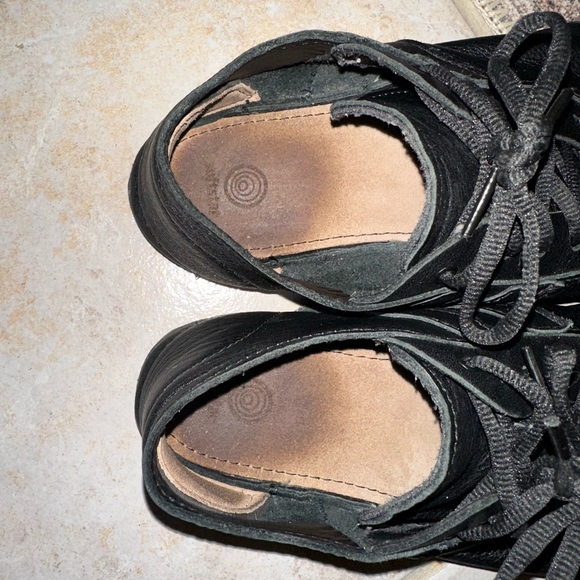 Softstar Primal Runamoc Megagrip Black Leather Casual Shoes Size 8 Wide - Picture 7 of 11